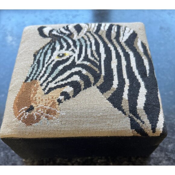 Vtg Handmade Zebra Petit Pointe Black Satin Trinket Box Attached Lid 3 1/2" - Picture 2 of 8